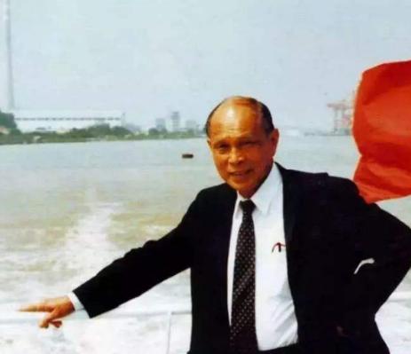 香港霍家身价多少亿,香港霍家家族