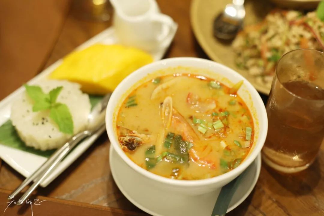 上海去三亚飞到哪里比较划算,上海飞三亚旅游