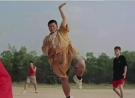 他最穷时全身上下只剩9块钱,坦承前辈的两个提醒,改变了他的一生