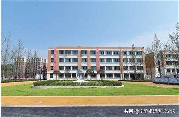 小升初名校巡礼：成都高新区初中学校巡礼，高新区的家长关注了