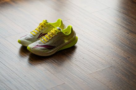 全掌zoom变一半就敢叫新科技的Alphadunk还不如䨻版本的驭帅13