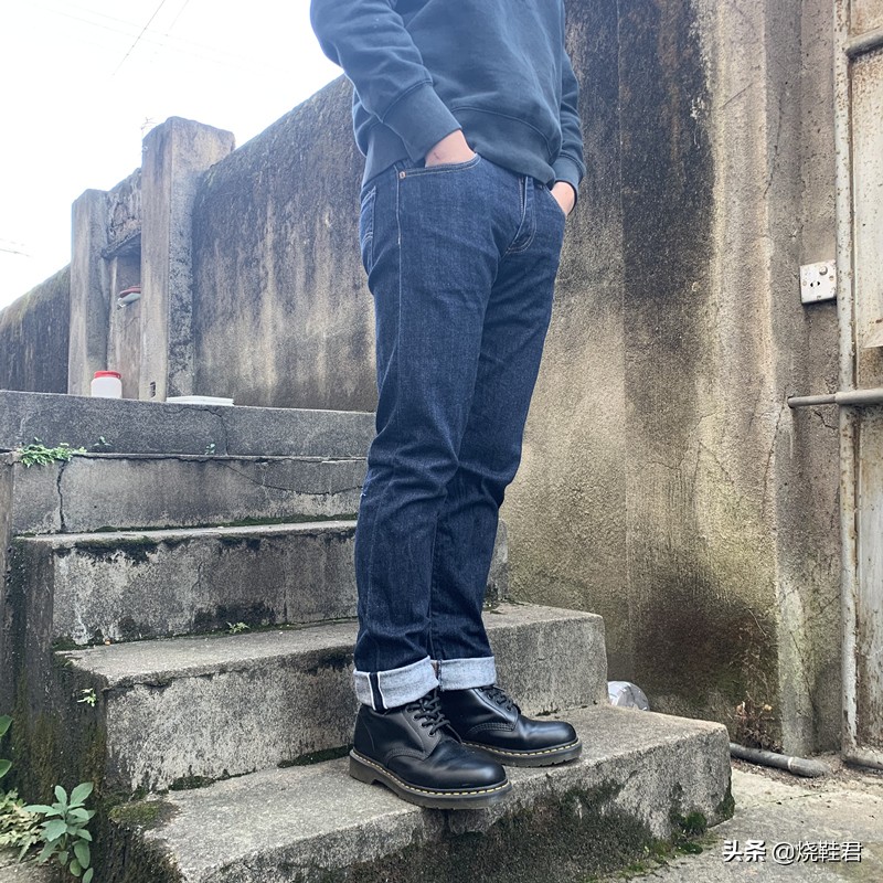 红翼875和添柏岚大黄靴选哪个,添柏岚马丁靴如何确定经典款
