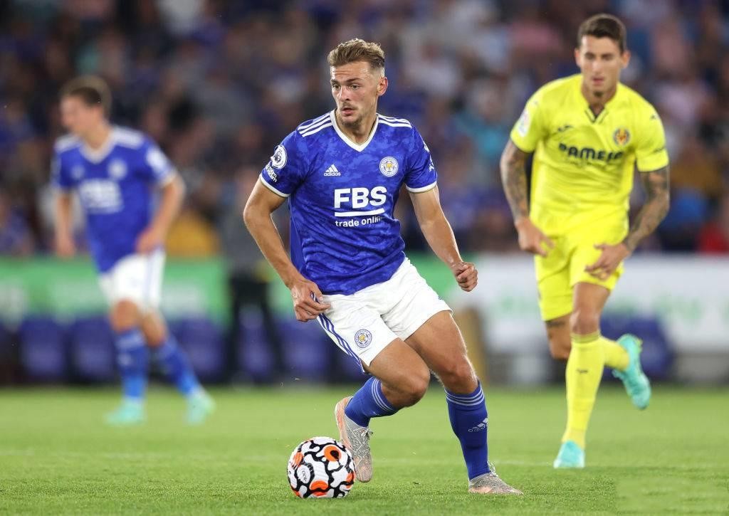 友谊赛时将对手小腿铲变形,友谊赛变友尽赛