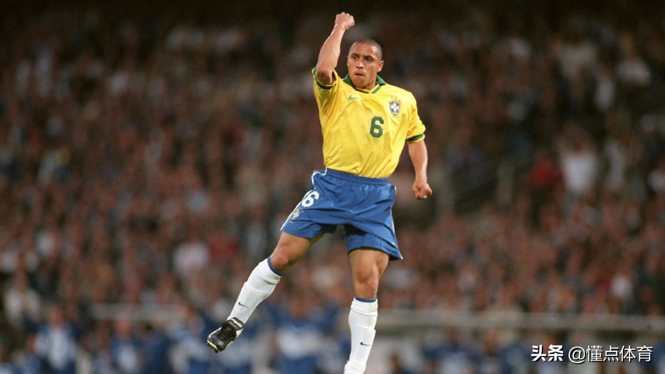 世界足球卡洛斯最佳边后卫,fc卡洛斯是最强边后卫吗