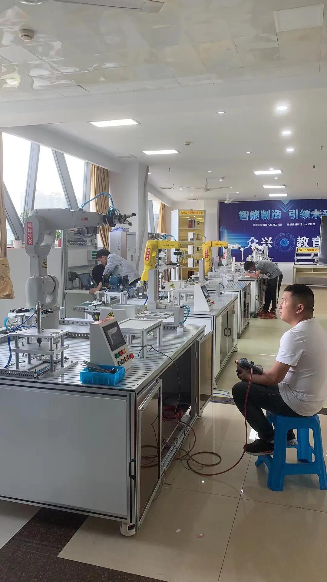 plc编程机器人线下免费学,专业做plc工业机器人视觉编程培训