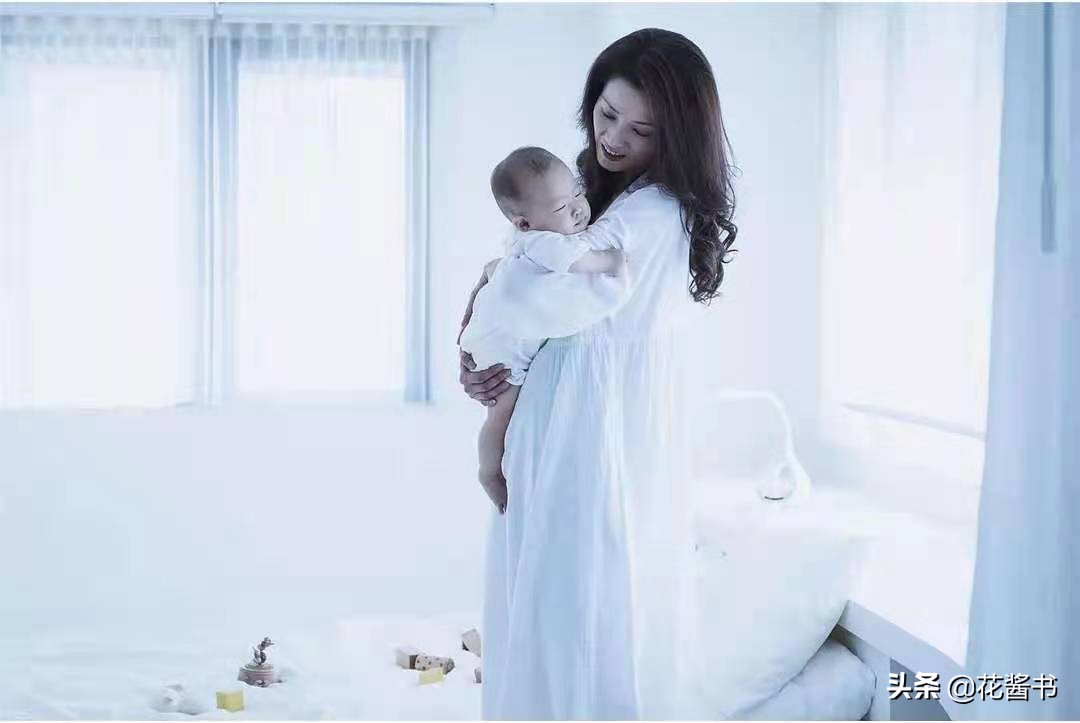 《无声告白》：16岁少女自杀成谜，撕开了病态家庭的欲望呐喊