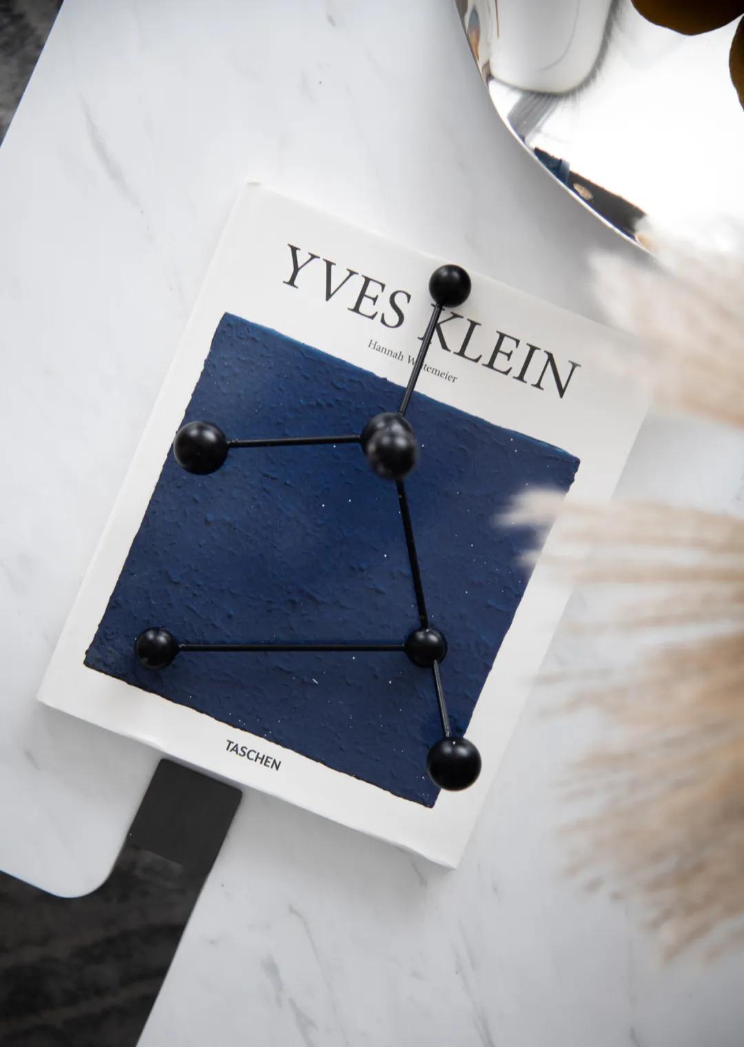 厚重的颜色怎么打造温馨的家,家居颜色流行风格