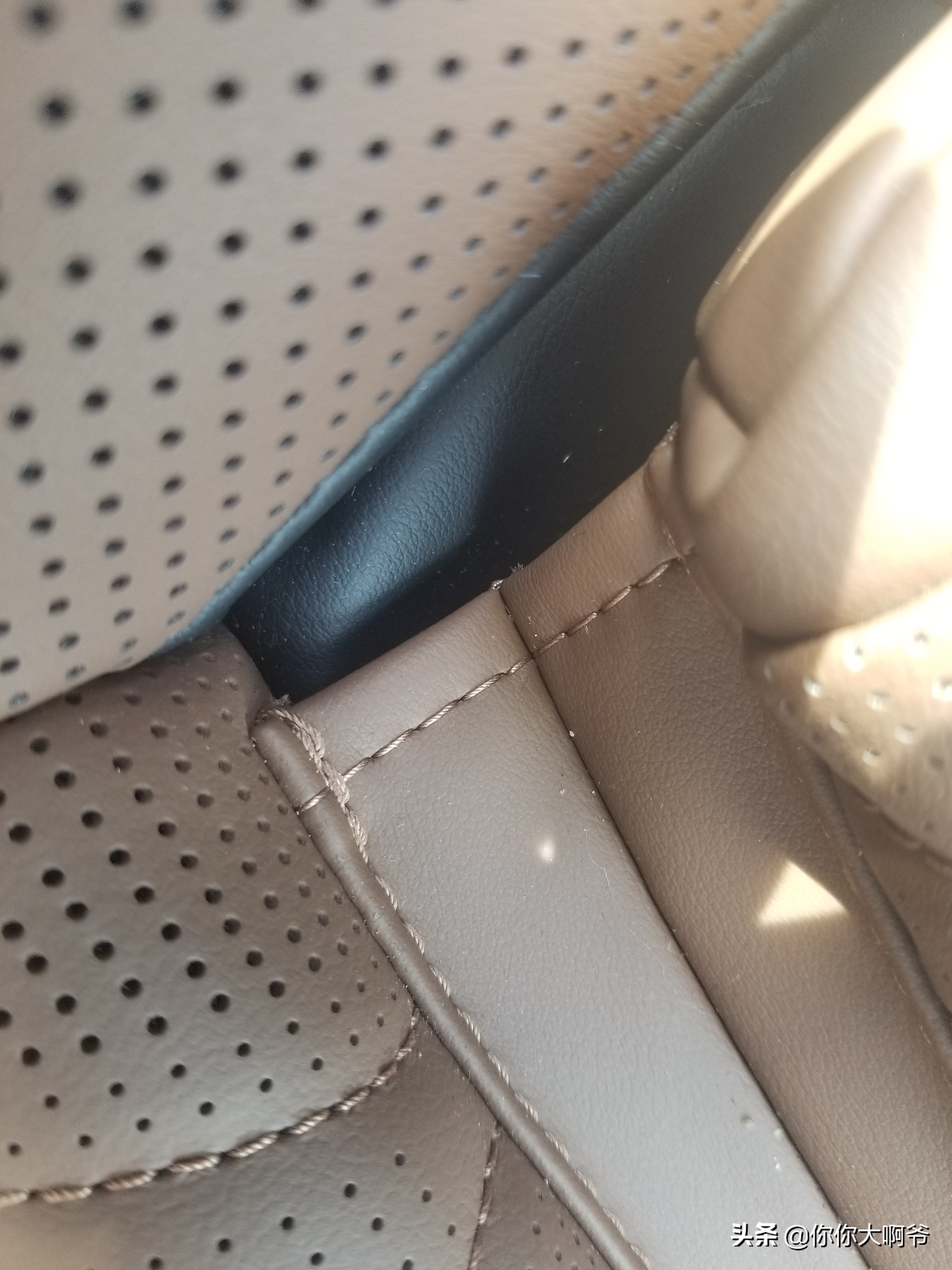 比亚迪唐dmi112km尊荣版赤地红,唐dmi冠军版200km尊享型评测