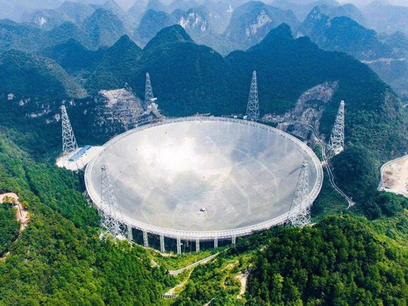 镰刀锤子的图案,锤子和镰刀的浪漫