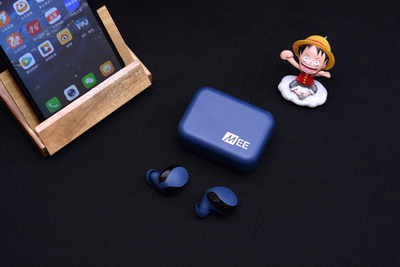一个Zippo的大小，MEEX10无线蓝牙耳机开箱体验