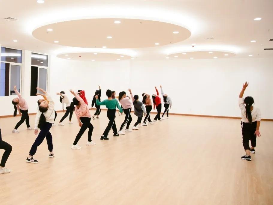 河南省实验学校许昌中学官网,2017许昌实验中学招生