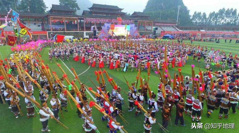 人文地理-广西壮族自治区的区划沿革和风俗文化