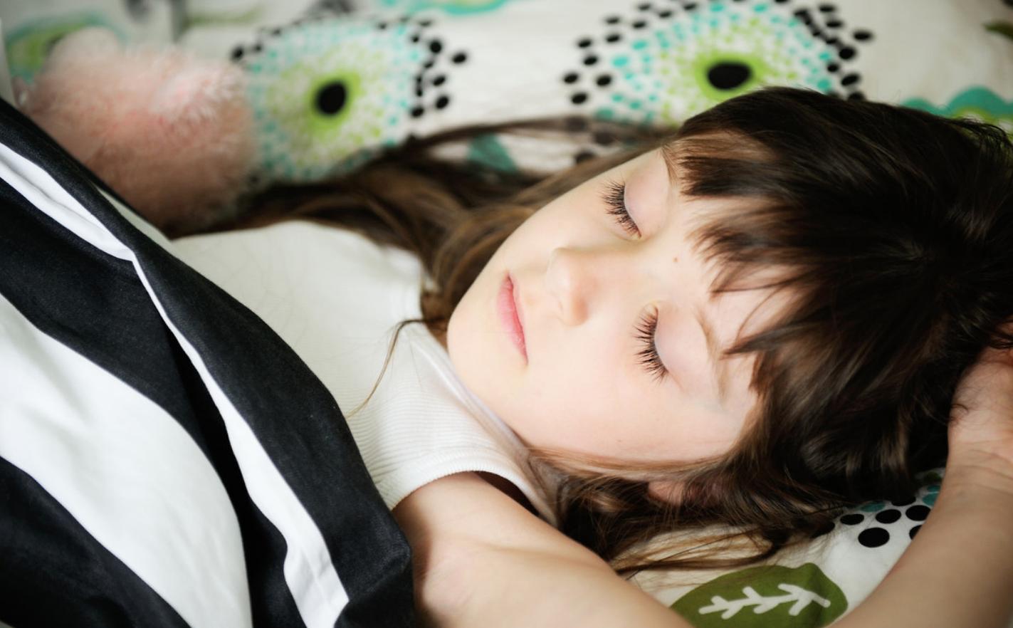 小孩懒惰该怎么管教,怎么帮孩子改掉懒惰拖延的坏习惯