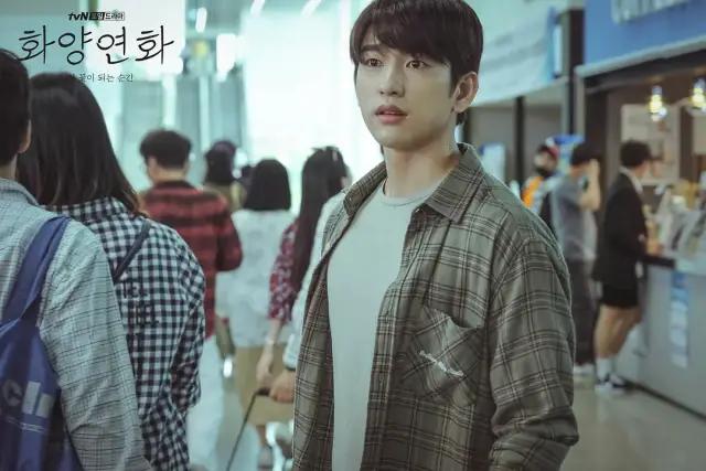 李钟硕宋仲基李敏镐金秀贤谁厉害,runningman金宇彬李钟硕金秀贤