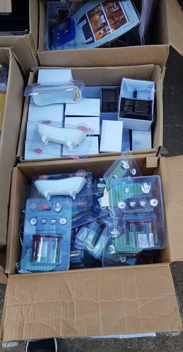 六十年代俄罗斯的跳蚤市场,一元左右的跳蚤市场