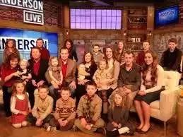 美国生17个孩子的夫妻,美国夫妇生了60多个孩子