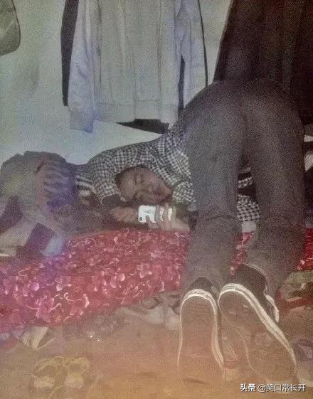 被男朋友偷拍自己的照片,发现男朋友偷拍我照片