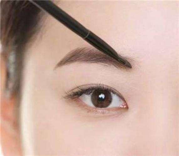纹眉应该问哪些问题才不会被坑,为什么内行人不建议纹眉毛
