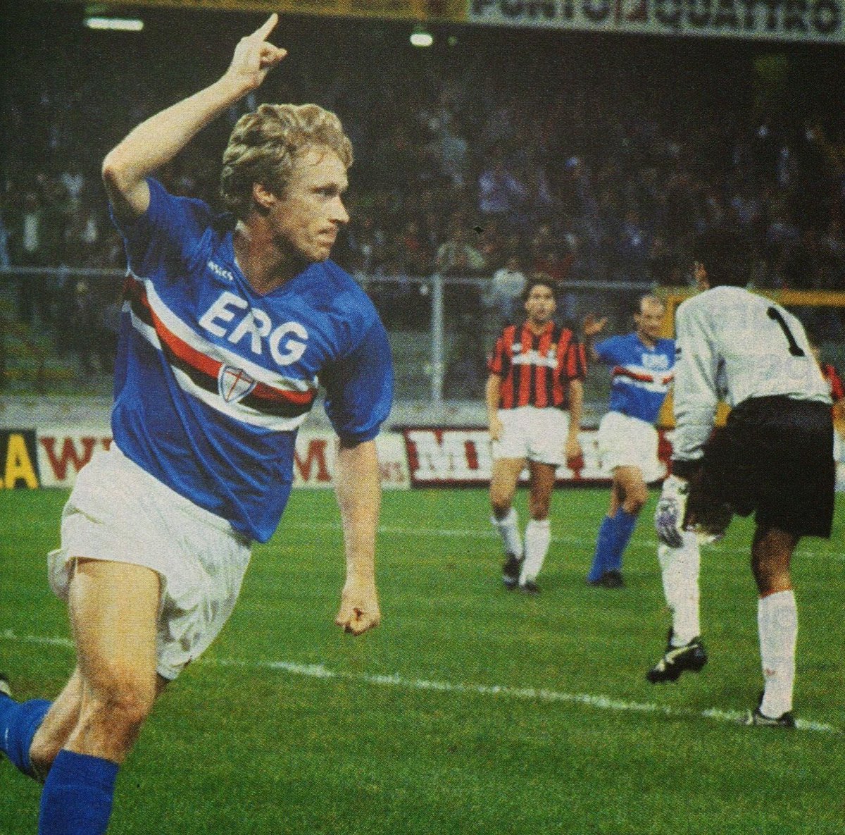 足球21世纪最伟大的转会,足球转会费段子