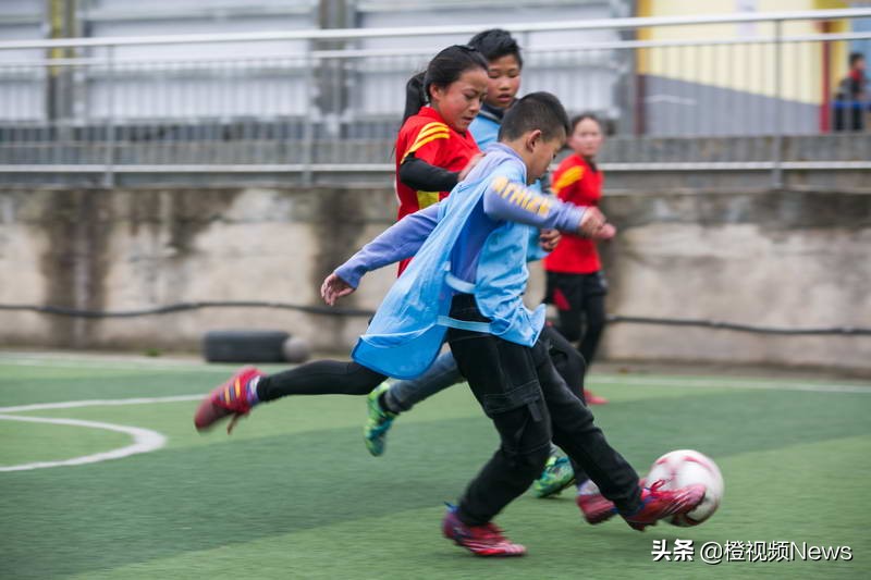 大方县新春篮球赛,大方一中小学足球赛