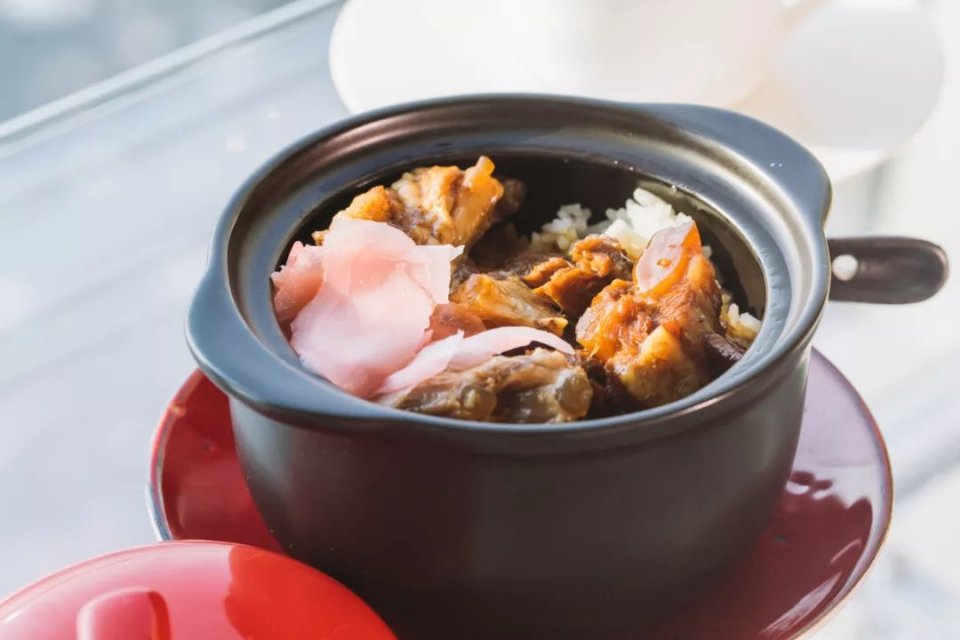 漫步香港街头感受港岛风景,逛整个香港要多长时间