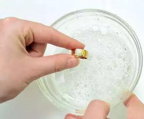 珠宝首饰如何清洁,天然玉石清洗保养