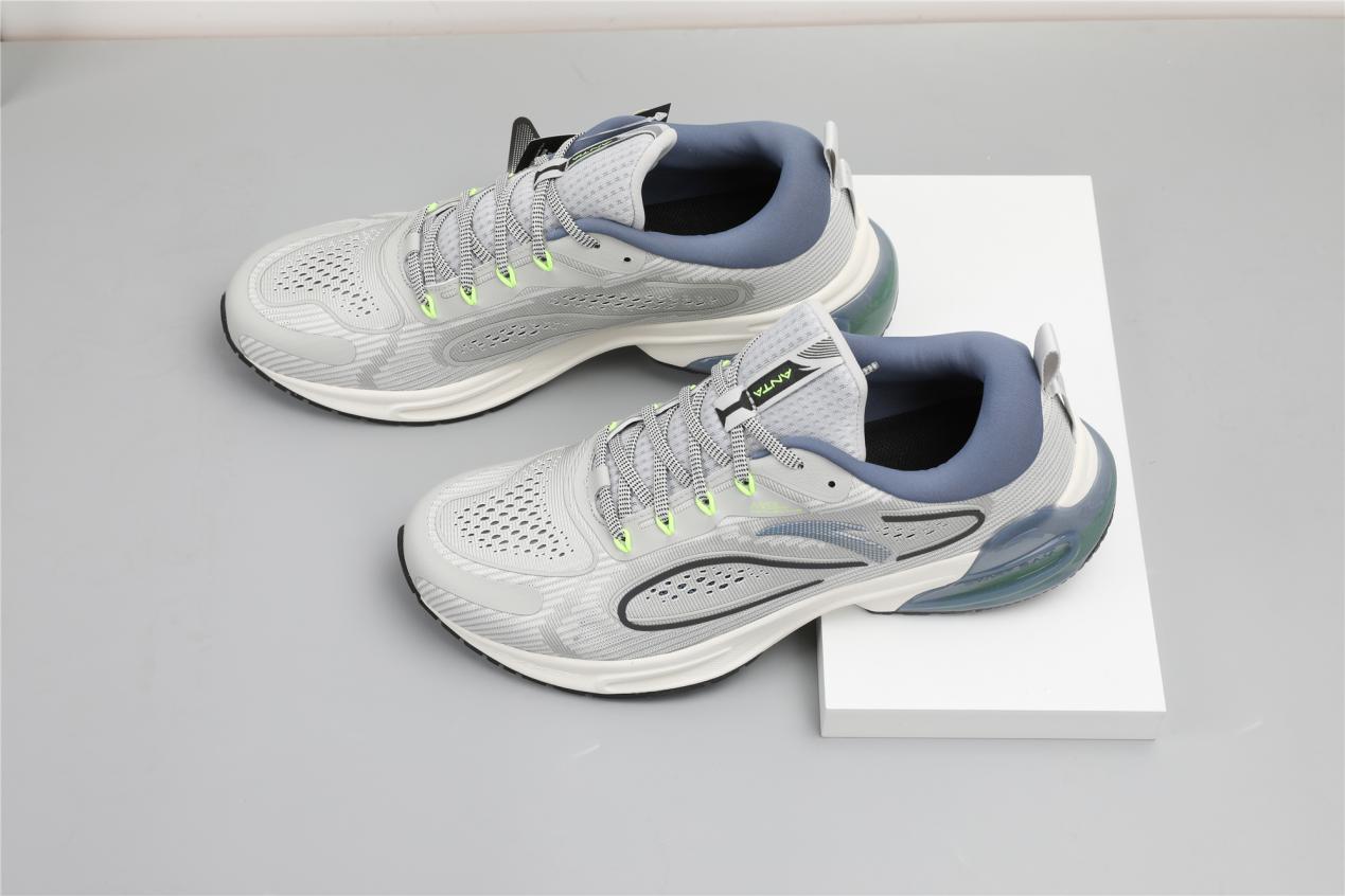 安踏咕咚联名跑鞋,咕咚安踏联名跑鞋评测