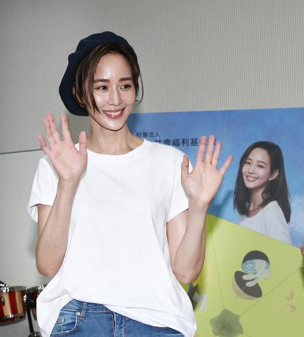 张钧甯徐静蕾近况,徐静蕾冻卵靠谱吗