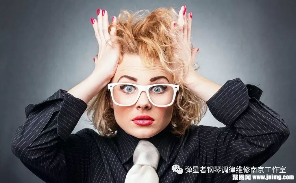 录钢琴视频怎么去掉杂音,钢琴弹了有丝丝的杂音