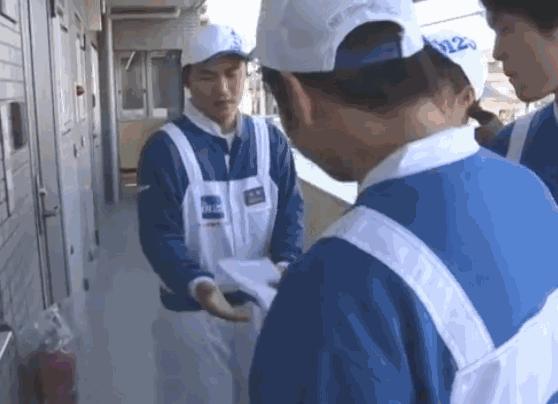 日本餐厅极致服务案例,日本极致服务态度