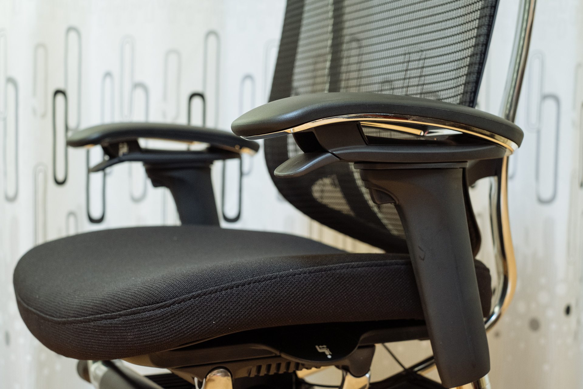 冈村contessa2为什么那么贵,冈村contessa一代和二代