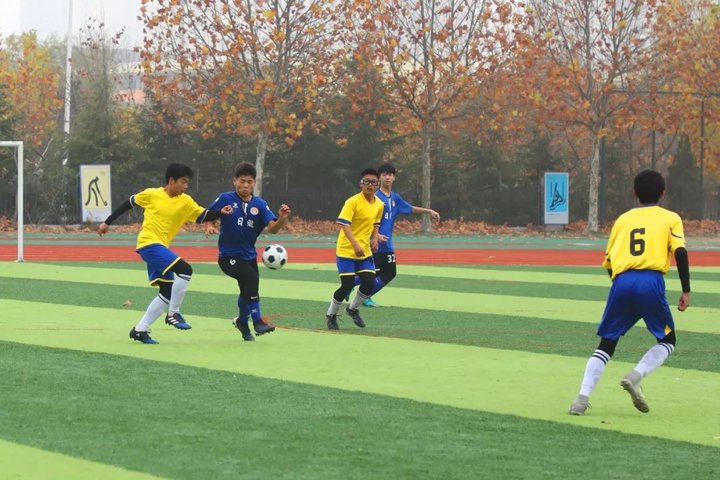 日照新营中学足球队赴武汉比赛,日照新营中学2017