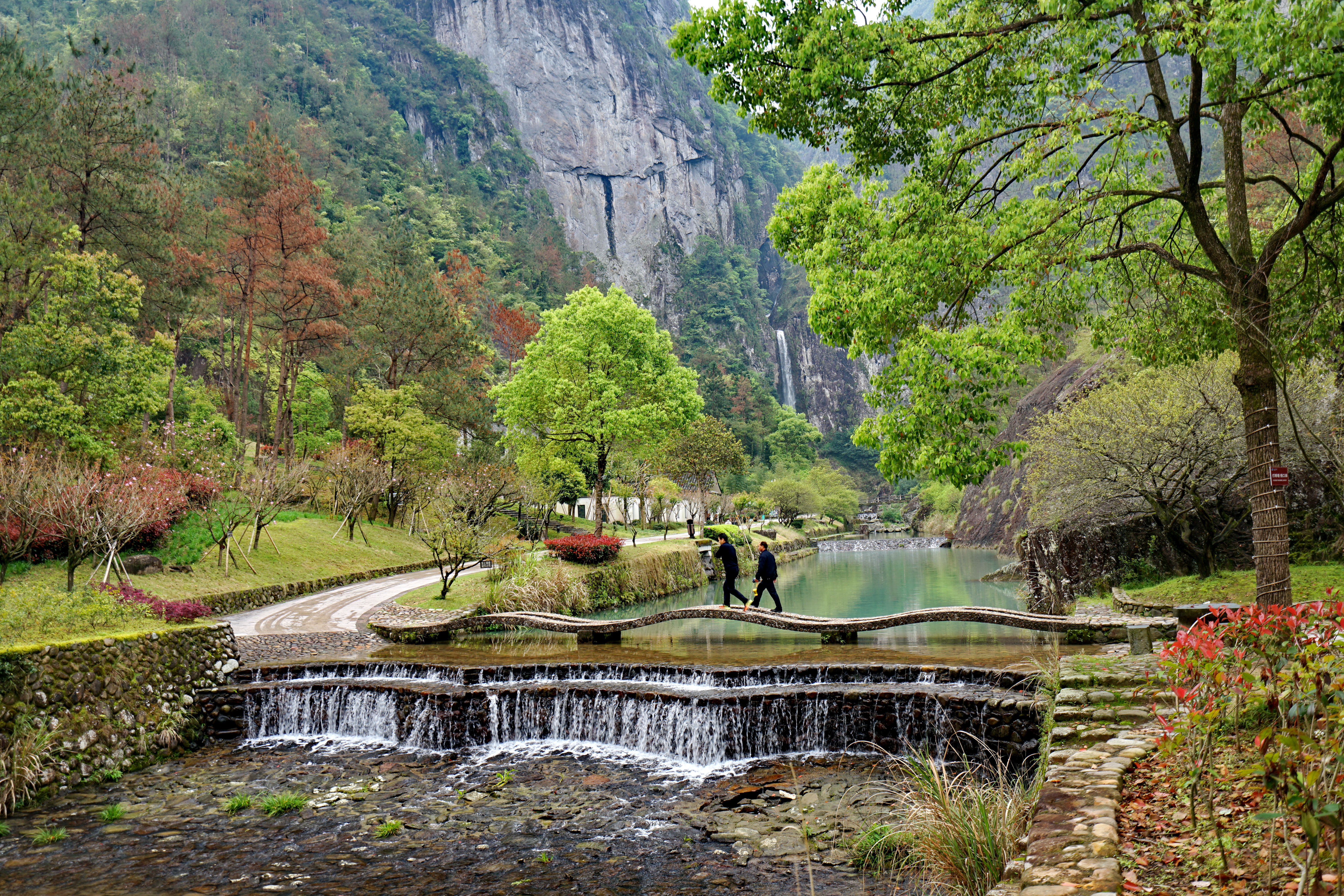 暑假凉快不晒的旅游地方,暑假避暑胜地最佳地方