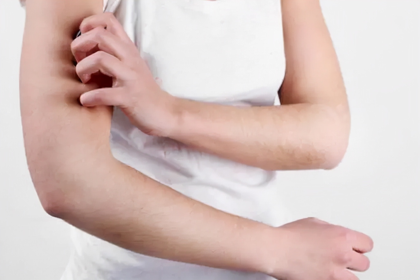 乳腺癌放疗后皮肤溃烂用什么药,放疗皮肤溃烂可以用维生素b12喷吗