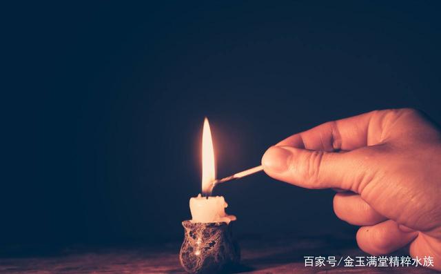 鱼缸过滤停电怎么处理,鱼缸停电缺氧怎么处理