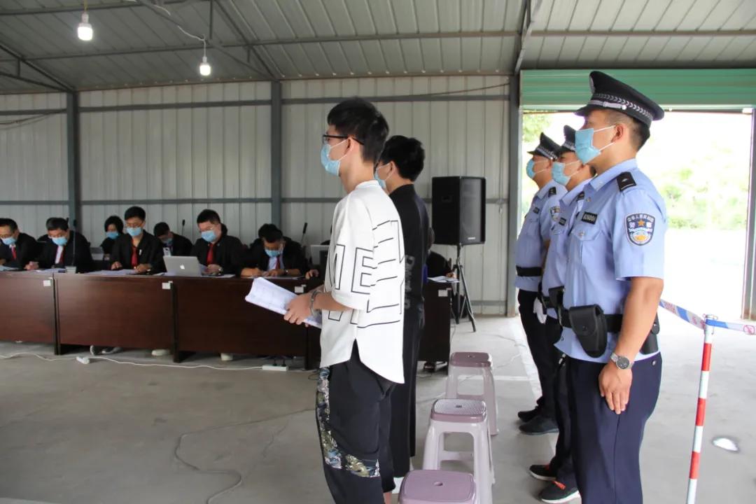 肃州区人民法院审理诈骗案进展,肃州区法院范秀娟案件开庭现场