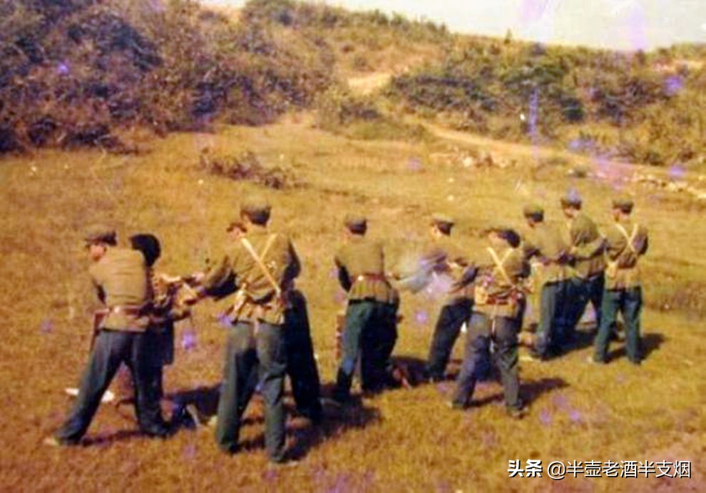 辛追夫人素纱单衣价值,辛追夫人素纱襌衣还有吗