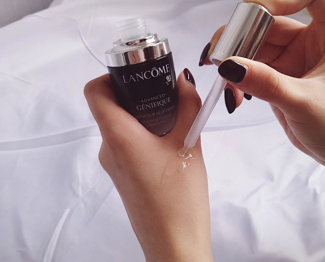 兰蔻小黑瓶和古势眼霜,兰蔻小黑瓶雅诗兰黛眼霜