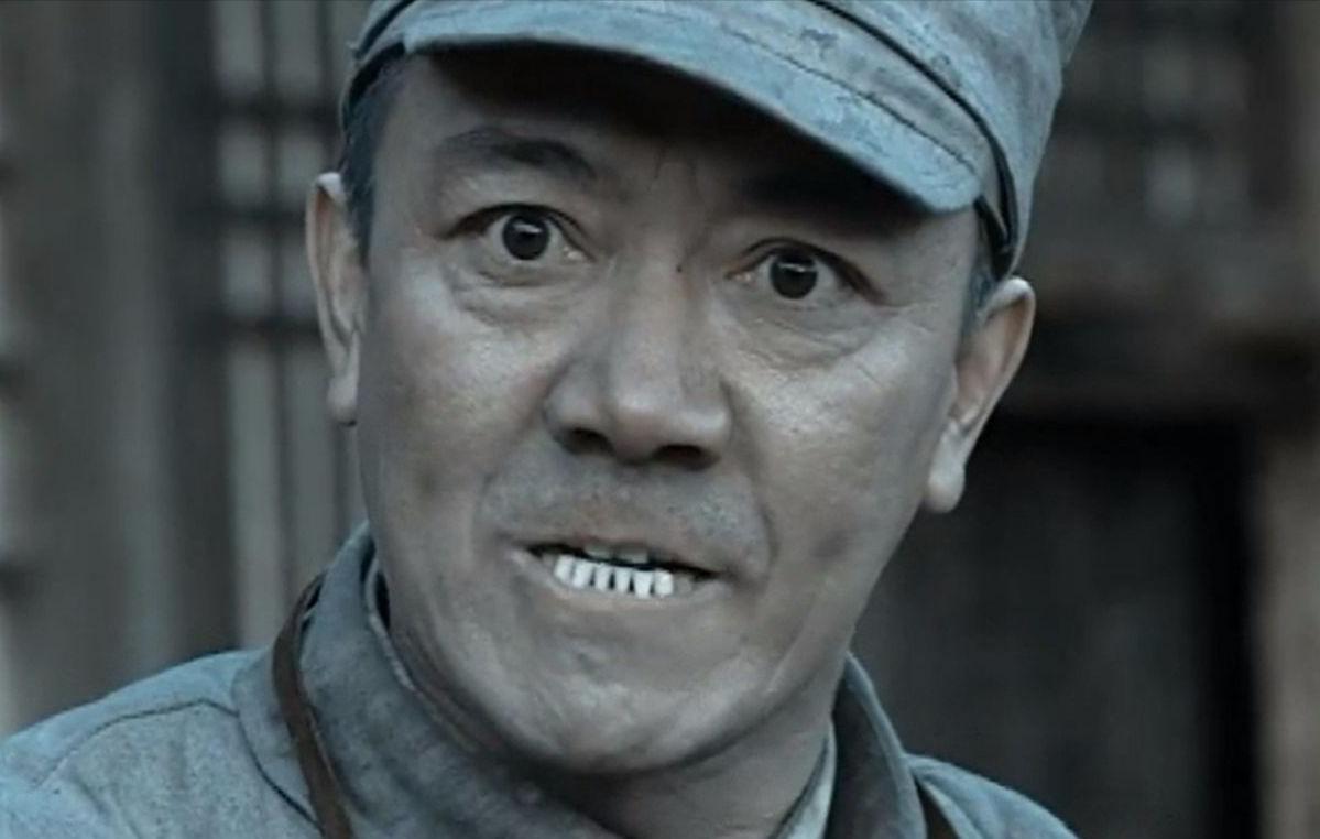 1943年，毛主席接见新四军将领田守尧，保卫处处长却说：他是假的