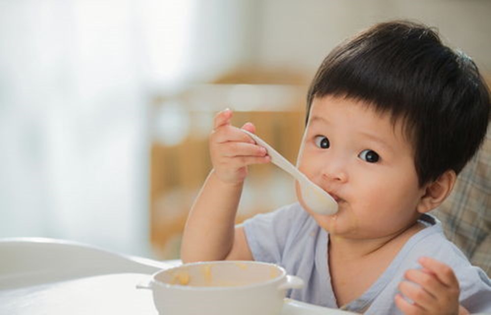 五月宝宝出牙前反应,5月龄宝宝出牙前准备