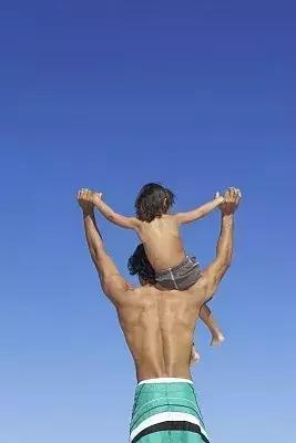 单亲爸爸带女儿怎么选择再婚,单亲爸爸再婚有多难