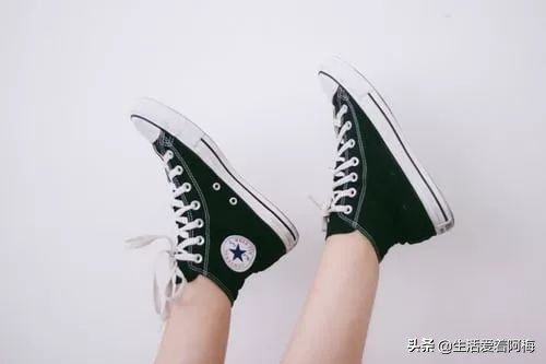 怎么系鞋带才能让鞋带好看呢,教你如何系鞋带最全鞋带穿孔技巧