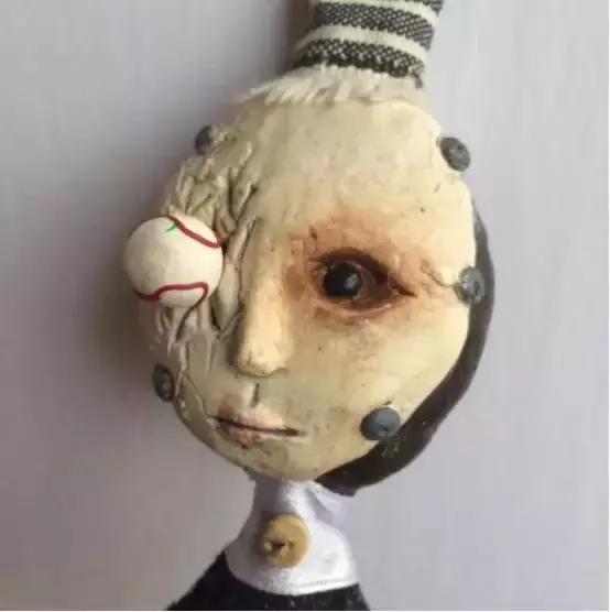 12岁男孩用捡来的破烂，亲手打造出一个暗黑王国，…