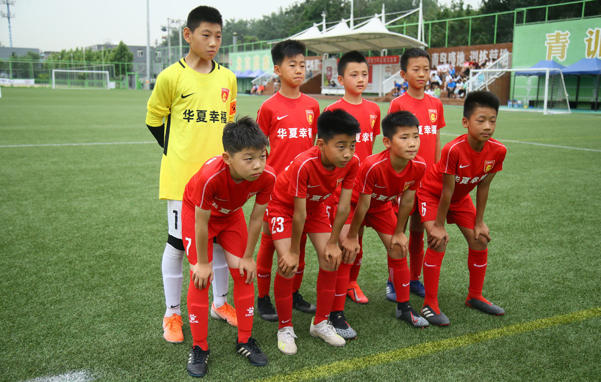 中韩国际青少年足球沟通训练营,中韩足球青训比赛
