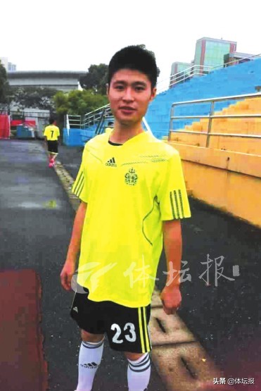 缁垮煄瓒虫牎涓浗瓒崇悆灏忓皢 (鏉窞缁垮煄瓒虫牎闈掕鎬荤洃)