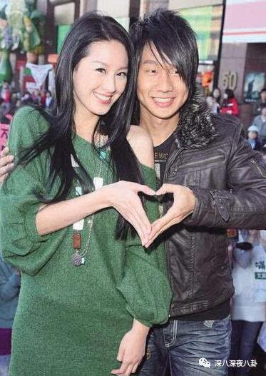 半年换3个妹子，但我仍然是纯情boy？