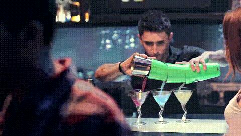 世界经典鸡尾酒大全珍藏版,鸡尾酒入门篇最常用的六款基酒