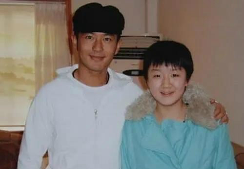 奥运冠军追星白敬亭,冬奥火炬易烊千玺