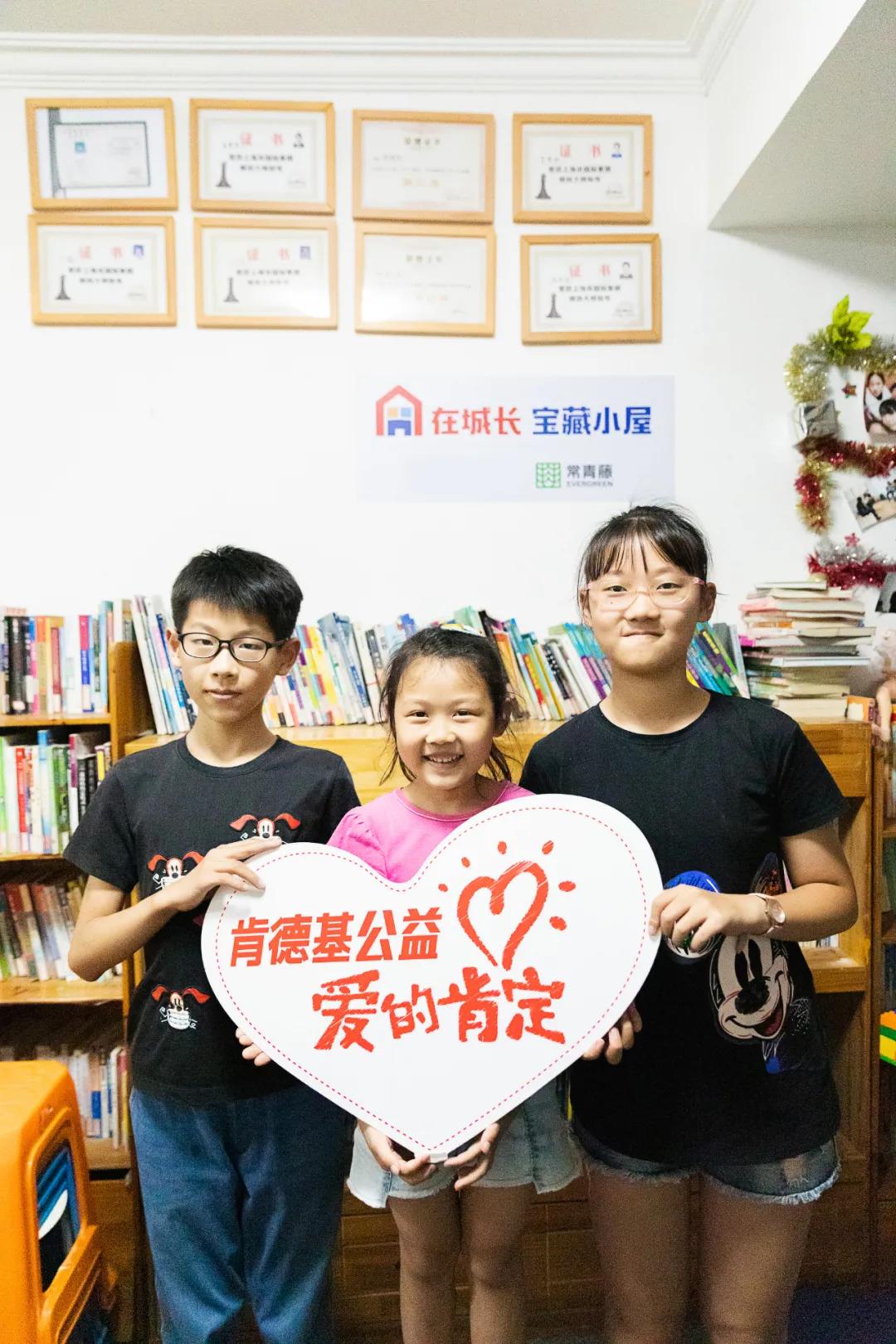 这群来自全国各地的「小候鸟」，温暖了整个上海