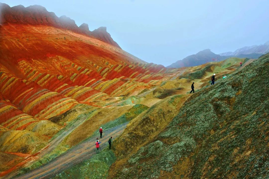地球上长得最不像地球的地方,世界上最不像地球的地方景色